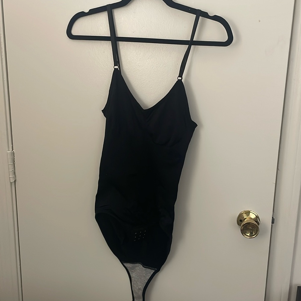 Black slimming shapewear